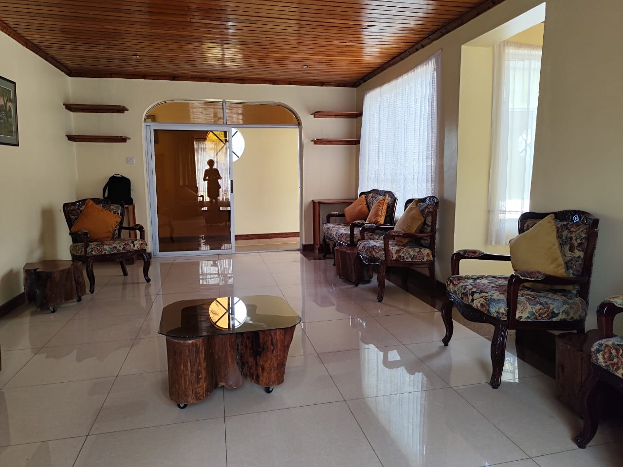 room-img-secure/uploads/room_35_68356807d6992.jpg